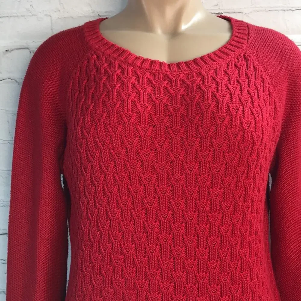 Aeropostale red cable